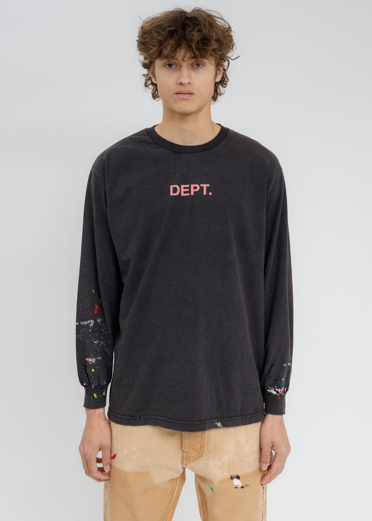 GALLERY DEPT - Black centered logo "DEPT" paint Long Sleeves